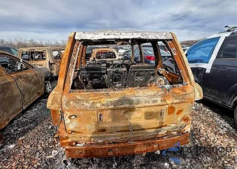 2011 Land Rover Range Rover Hse Luxury from USA, damaged, VIN SALMF1E44BA334281